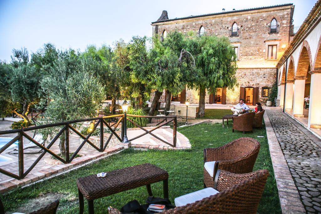 Le Colline Del Gelso-Masseria Mazzei Rossano Exterior photo