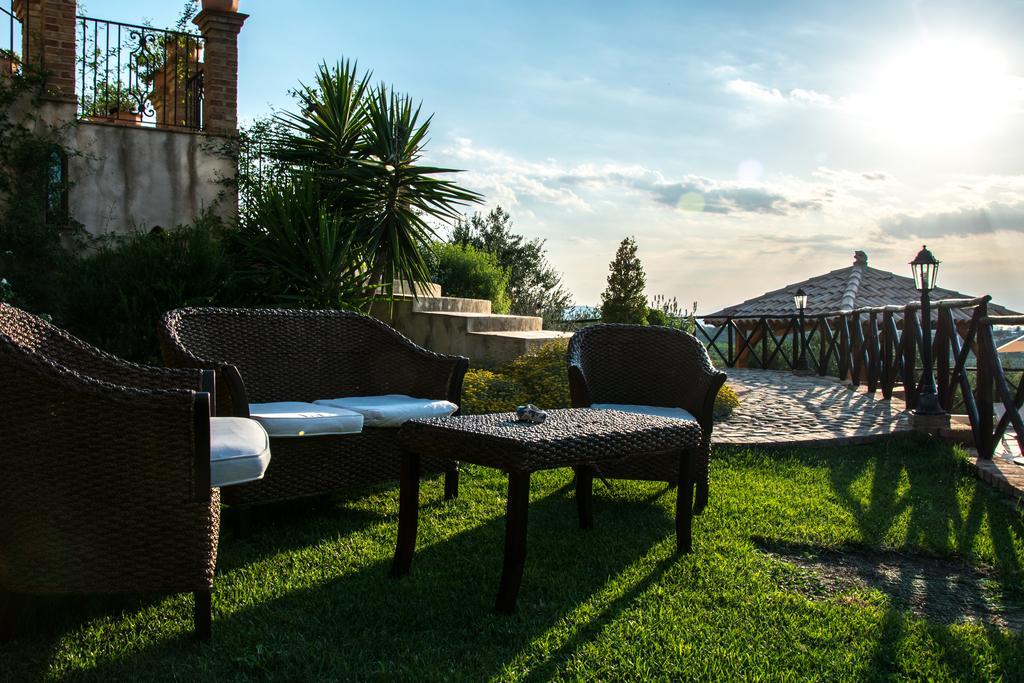 Le Colline Del Gelso-Masseria Mazzei Rossano Exterior photo