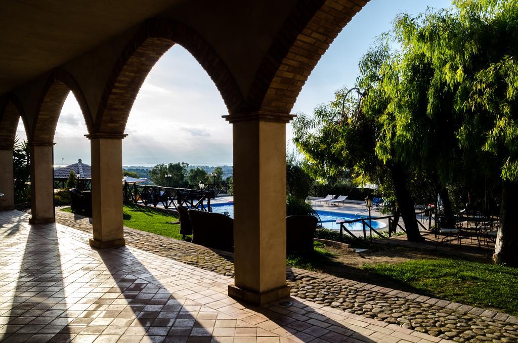 Le Colline Del Gelso-Masseria Mazzei Rossano Exterior photo
